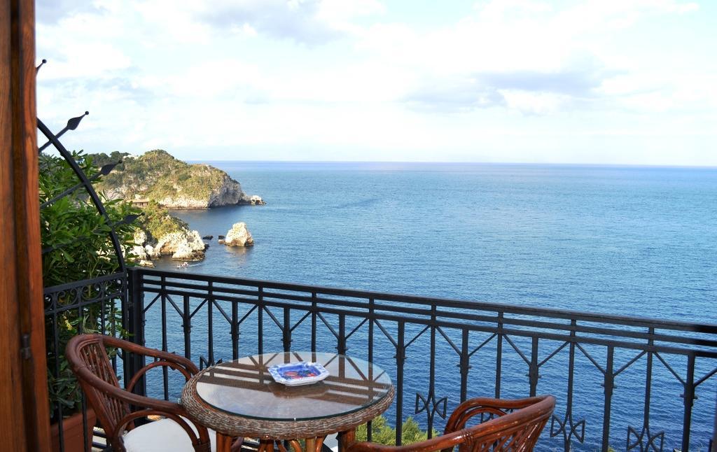 B&B Villa Antonio ตาออร์มินา ภายนอก รูปภาพ